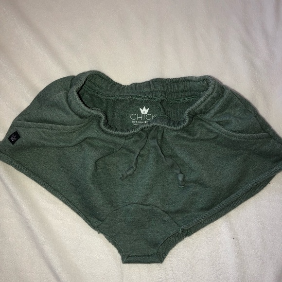 Girl’s 2 pc Lounge set - Picture 4 of 8